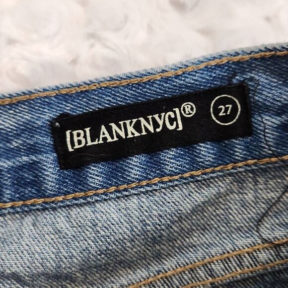 Blank NYC Blue Denim Distressed Cut Off Shorts Size 27 Waist (4658) - Picture 5 of 6